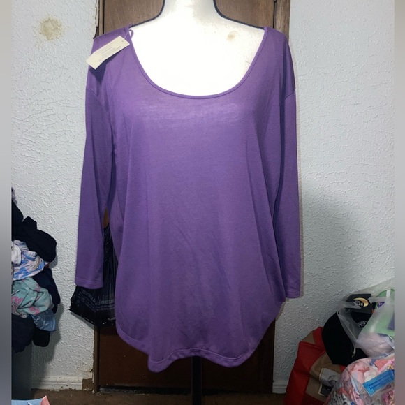 American Eagle Outfitters Tops - American Eagle outfitters shirt